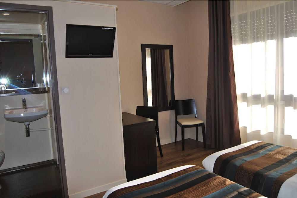 Hotel Cap Vert Saint-Affrique Exterior photo